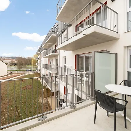 Ξενοδοχείο με διαμερίσματα Domitys La Cristal'in Νανσύ