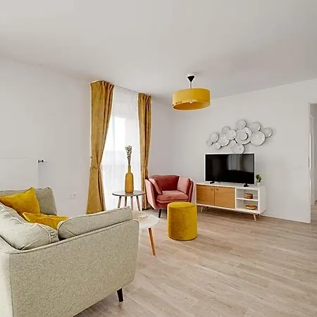 Apartmanhotel Domitys La Cristal'in Nancy